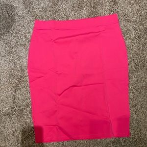 Pink pencil skirt